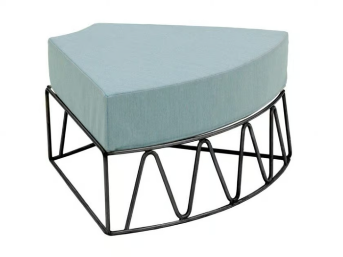 LAGARTO - Garden footstool _ ISIMAR