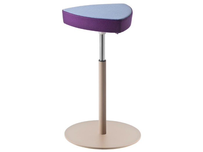 kensho-stool-kastel-407082-relc012a846.jpg