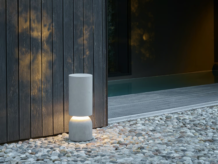 nui-bollard-light-luceplan-514762-rel253f1bf5.jpg