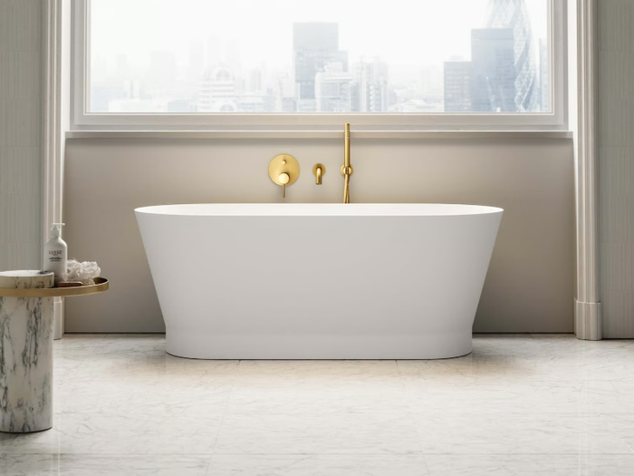 MARLBOROUGH - Freestanding oval Resin Stone bathtub _ LUSSO