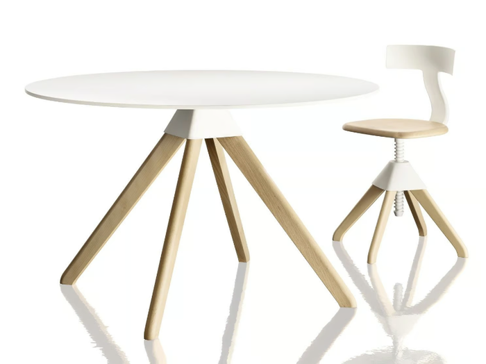 CUCKOO - Round beech table _ Magis