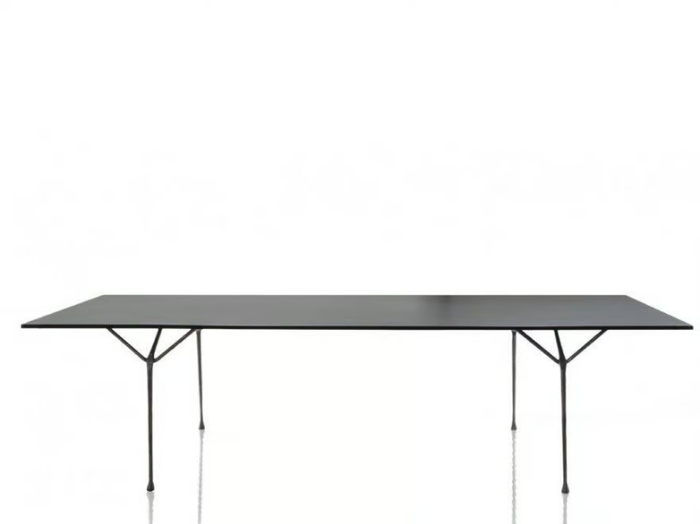 officina-galvanized-plate-table-magis-212223-relb70b9f5e.jpg