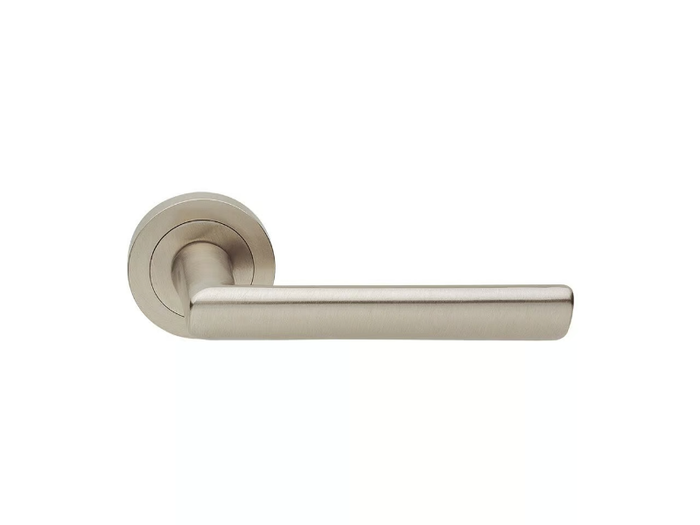 STELLA - Brass door handle on rose with lock _ Manital