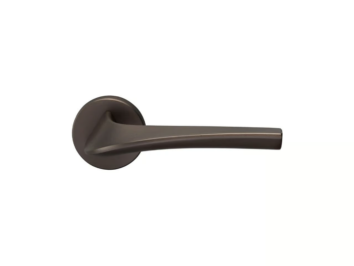 MASTER - Zinc door handle with lock on rose _ Manital