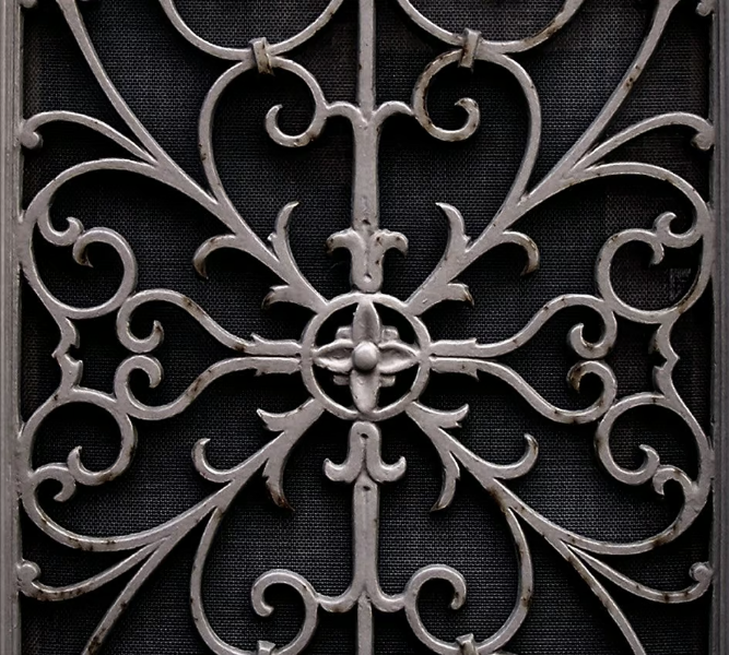 Wrought-Metal-Gate-Wallpaper-Mineheart-197660-rel954152d5.jpg