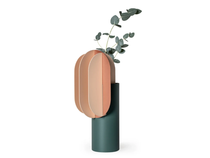 GABO CS10 - Metal vase _ NOOM