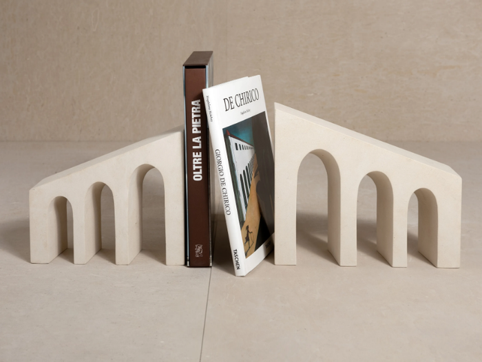 METAFISICA - Lecce stone bookend _ PIMAR