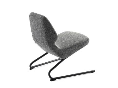 h_OBLIQUE-Cantilever-easy-chair-prostoria-507008-rel38c2a71e.jpg