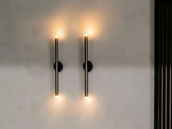 STILO A - Painted metal wall light _ RIFLESSI