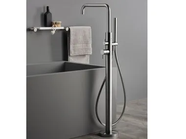 DIAMETRO35 S - Floor standing single handle bathtub tap with hand shower _ RITMONIO