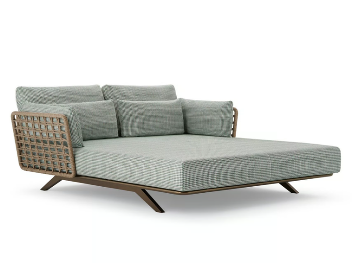 ARMÀN - Garden bed woven with polyester rope with armrests _ Roberti