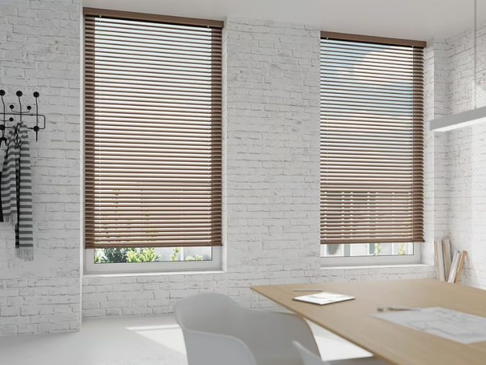 Aluminium-venetian-blind-Saxun-637139-relde7068ef.jpg