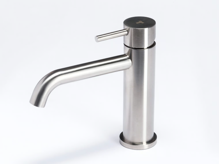 NILO - Countertop single handle stainless steel washbasin mixer _ Tubico