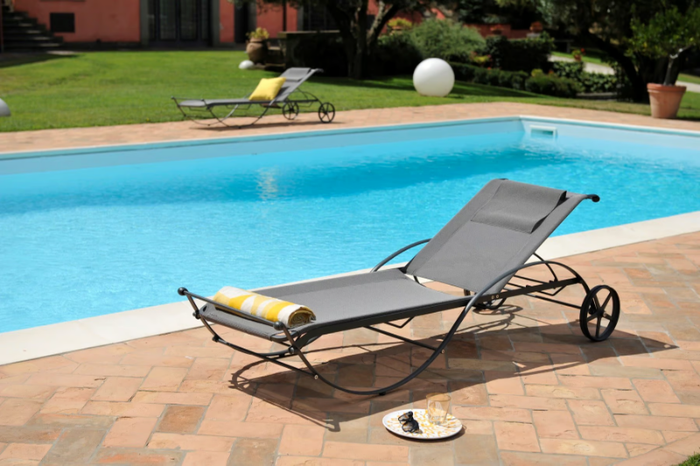 AURORA-Sun-lounger-Unopiù-443238-rel840ee974.jpg