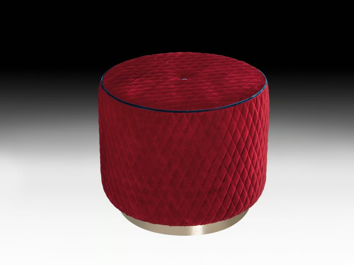 kidman-velvet-pouf-vgnewtrend-493285-rel30470615.jpg