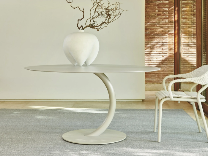 FLEXION-Round-table-Varaschin-614663-rel56f966b5.jpg