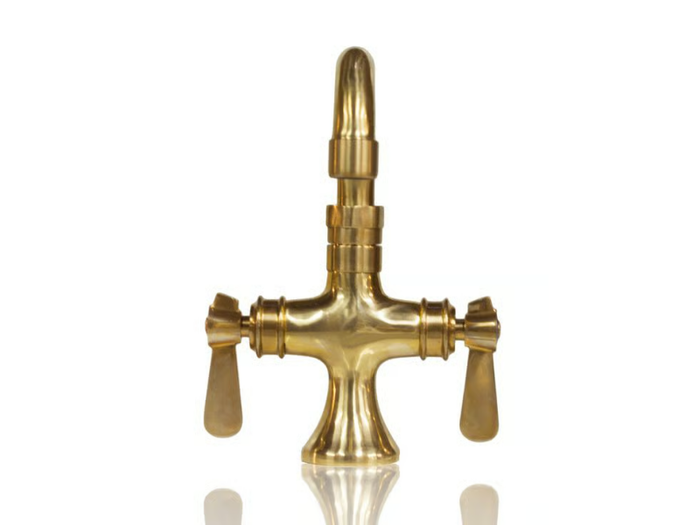 WatermarkFixtures_SINGLE-HOLE-DECK-MOUNT-BRASS-FAUCET_c2RzCWQgMD.jpeg