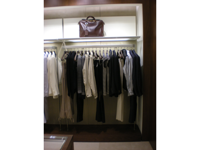 shopfitting-ydf-93433-rel4068049.jpg