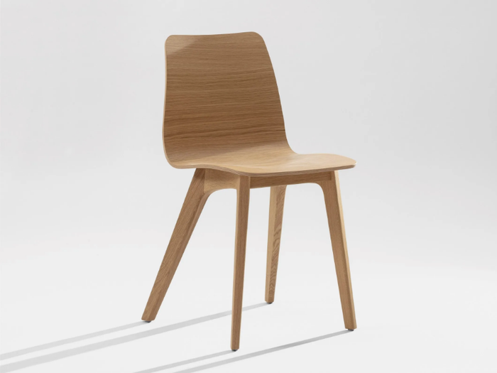 MORPH - Wooden chair _ ZEITRAUM