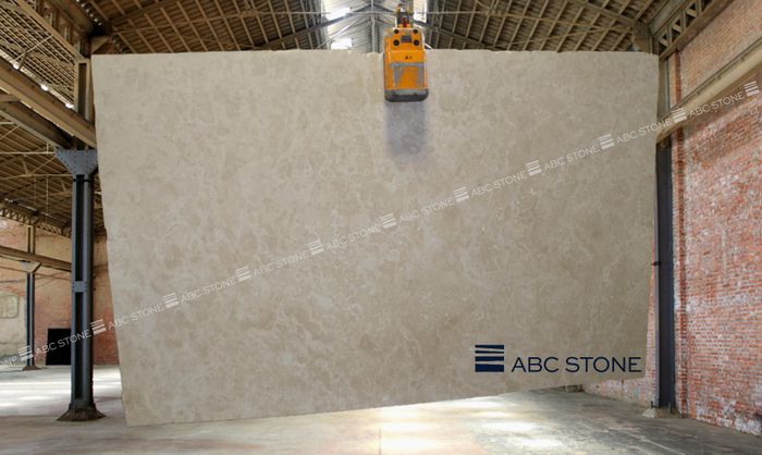 Classic-Light-Travertine-Honed.jpg