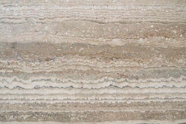 Dorato-Travertine-close-up-x-1-7623-600x400.jpg