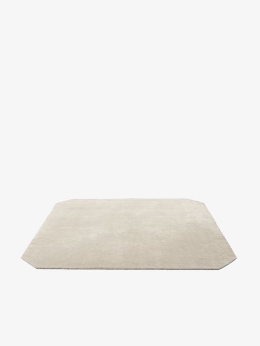 Moor_Rug_AP6-Beige-Dew.jpg