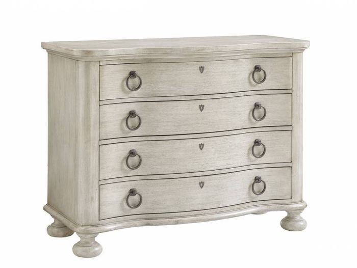 Bridgeport Bachelors Chest