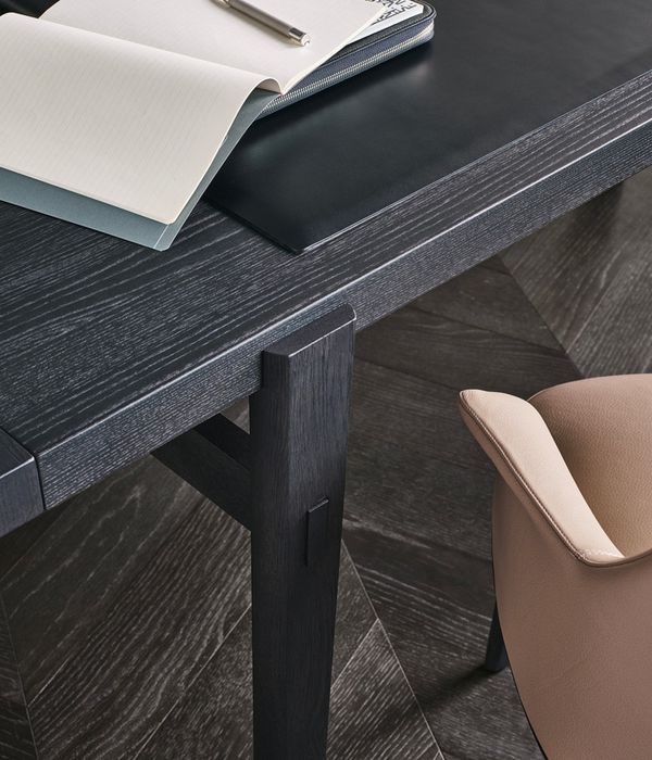 Poliform_pouf_HOME_HOTEL_01B_amb_834x989px.jpg