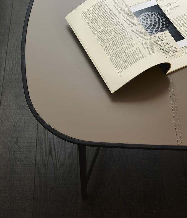Poliform_pouf_MATHIEU_01B_amb_834x989px.jpg