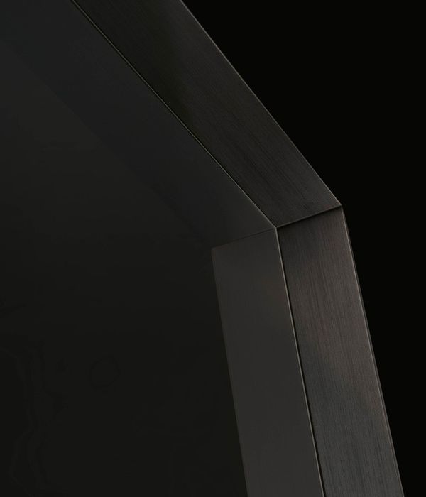 Poliform_specchi_SARA_02A_tec_834x989px.jpg