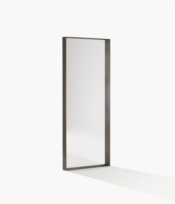 Poliform_specchi_SARA_02B_tec_834x989px.jpg
