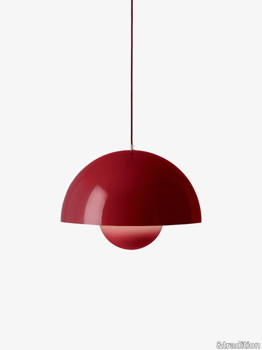 Flowerpot-VP2-Vermillion-Red_on.jpg