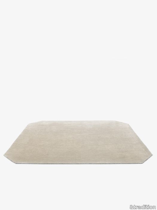 Moor_Rug_AP8-Beige_Dew.jpg