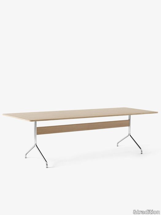Pavilion-AV24_Clear-Lacquered-Oak-w.-Chrome.jpg