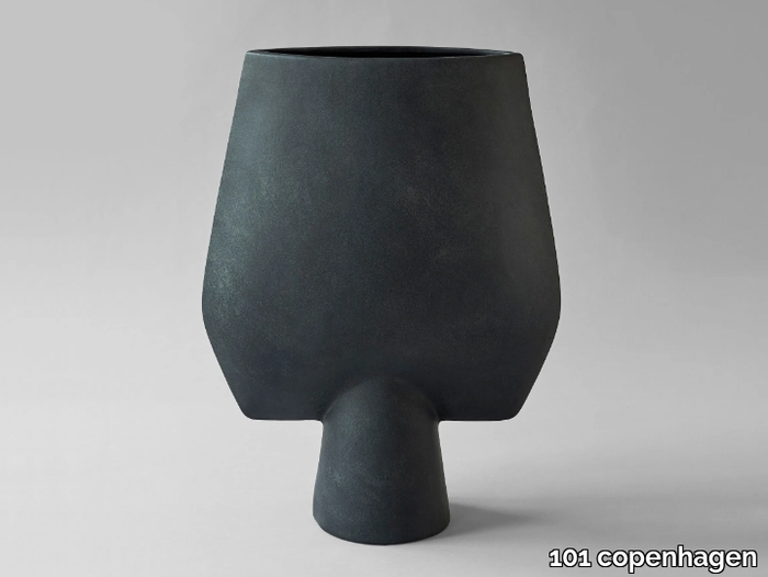 SPHERE-VASE-SQUARE-HEXA-101-Copenhagen-580225-rel17d4c5ec.jpg