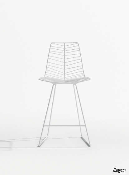 leaf-stool-arper-330599-relf5e6f716.jpg