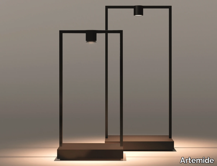 CURIOSITY - Cordless table lamp _ Artemide