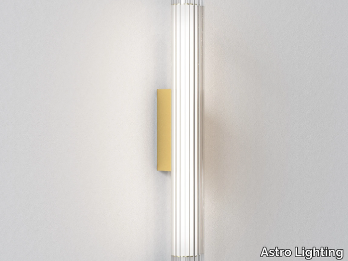 IO 665 - LED glass wall light _ Astro Lighting