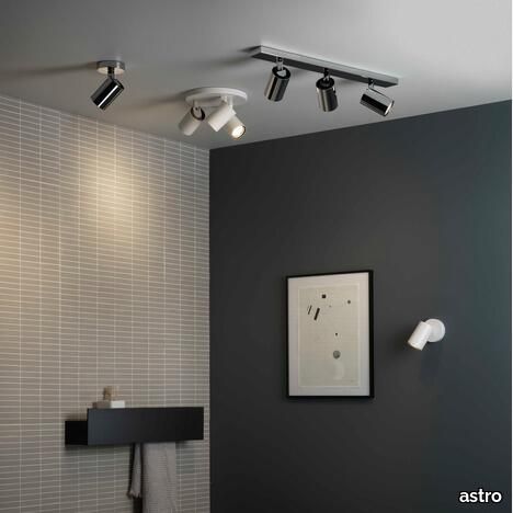 83622-aquafamily-hannahbort-insitu.jpg