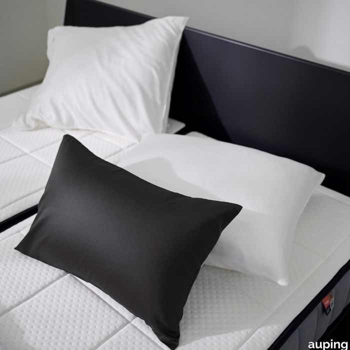 auping-satin-pillowcase-1.jpg