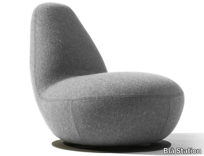 OPPO - Swivel upholstered armchair _ Blå Station