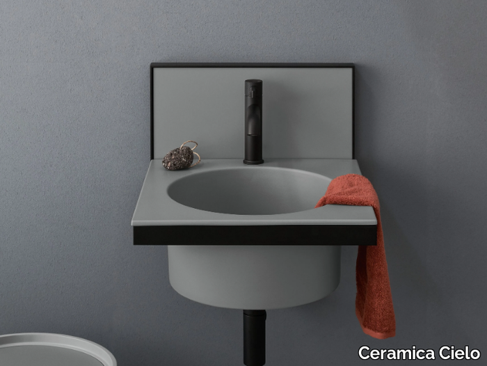 ELLE TONDA - Wall-mounted single round ceramic washbasin _ Ceramica Cielo