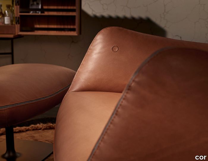 csm_COR-Jalis-Lounge-Leder-Detail-2_880a7aecae.jpg
