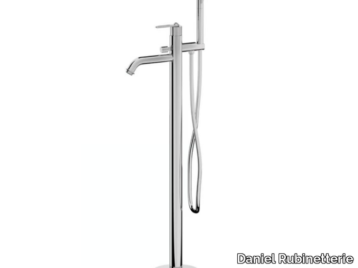 BROOKLYN BY678 - Floor standing external bathtub mixer with hand shower _ Daniel Rubinetterie