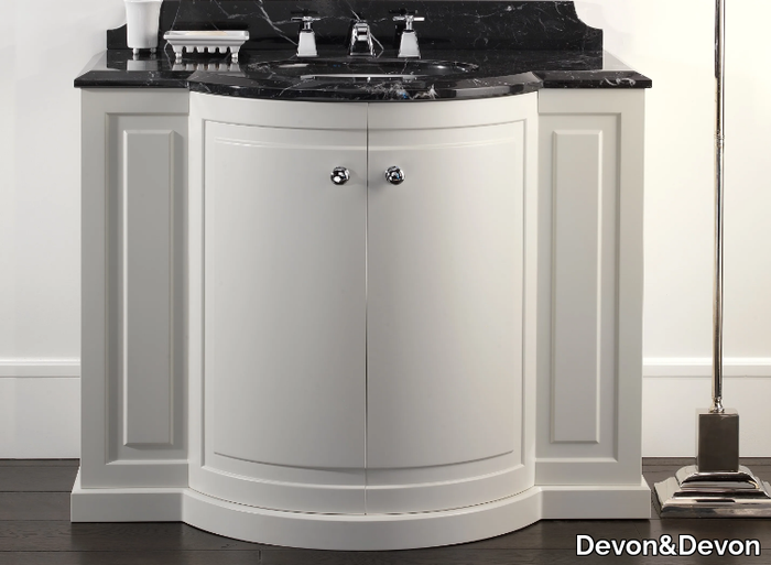 CLARENCE-Devon-Devon-466438-rel71448608.jpg