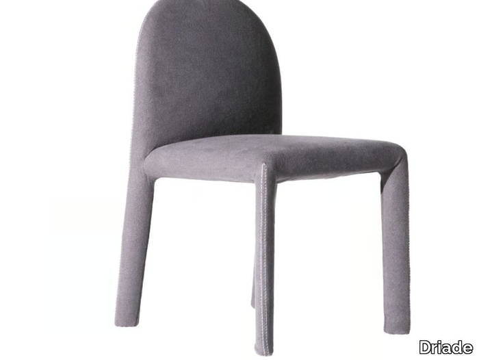 SOIRÉE - Upholstered chair in leather or removable fabric _ Driade