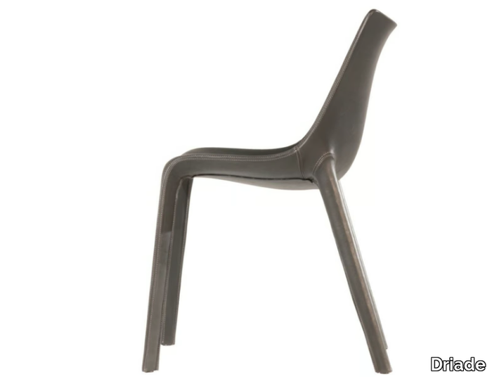 lou-eat-chair-driade-415939-rel62ccc389.jpg