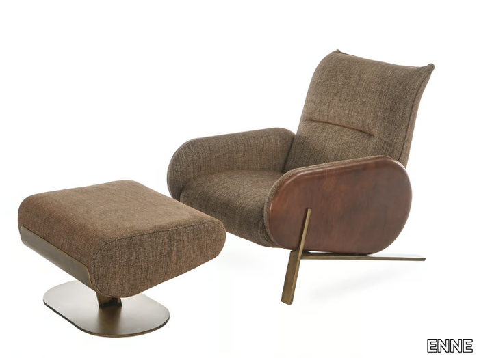 TUNDRA-Footstool-ENNE-422098-rel8259c5ba.jpg
