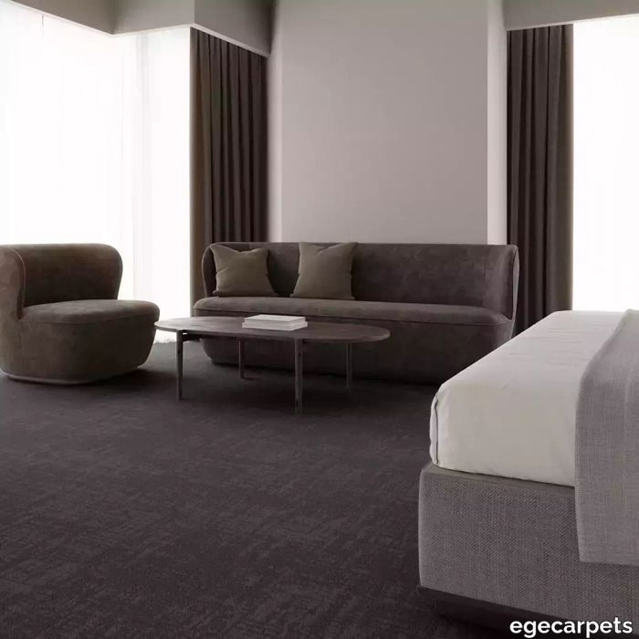 12-076703348.webp