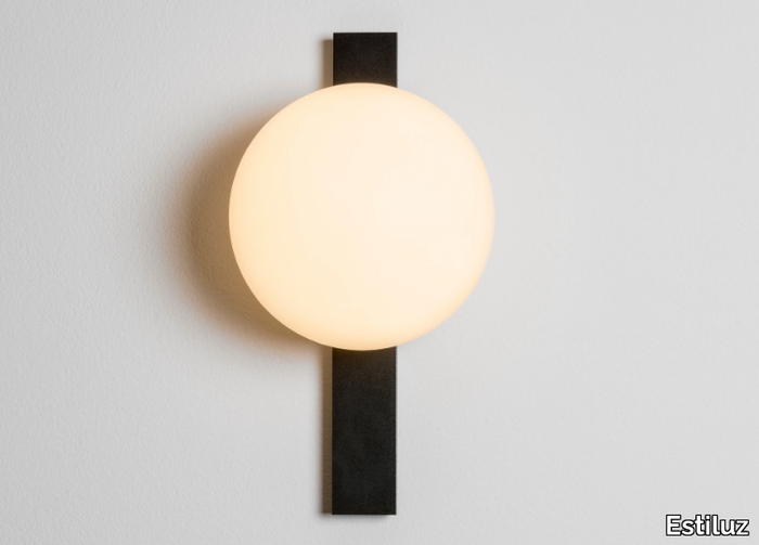 CIRC - LED wall light _ Estiluz